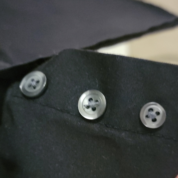 Black button down shirt size medium - Picture 11 of 13